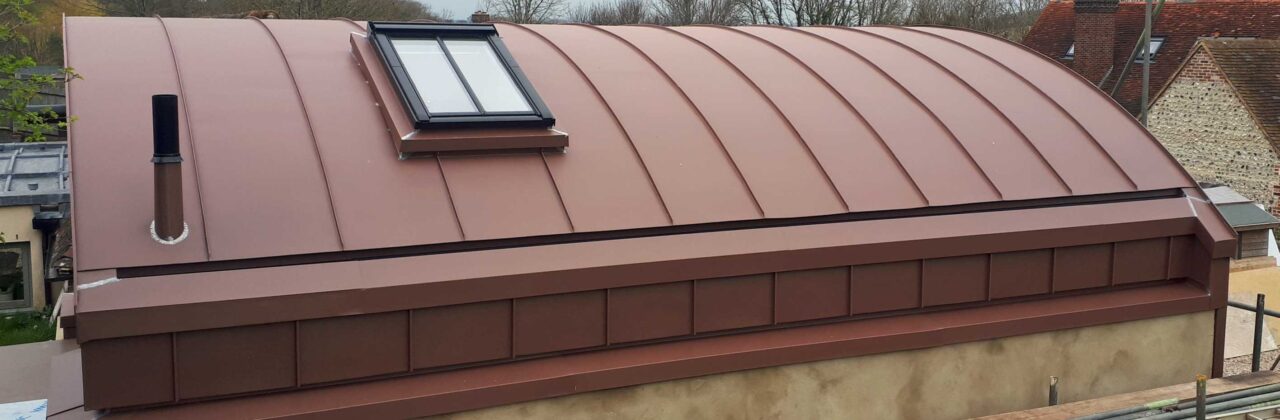 Alfriston barrel roof – VM Pigmento Red