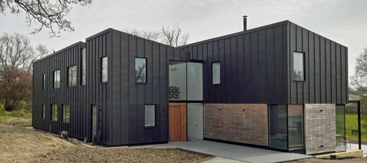 New House & Garage in Blackboys East Sussex